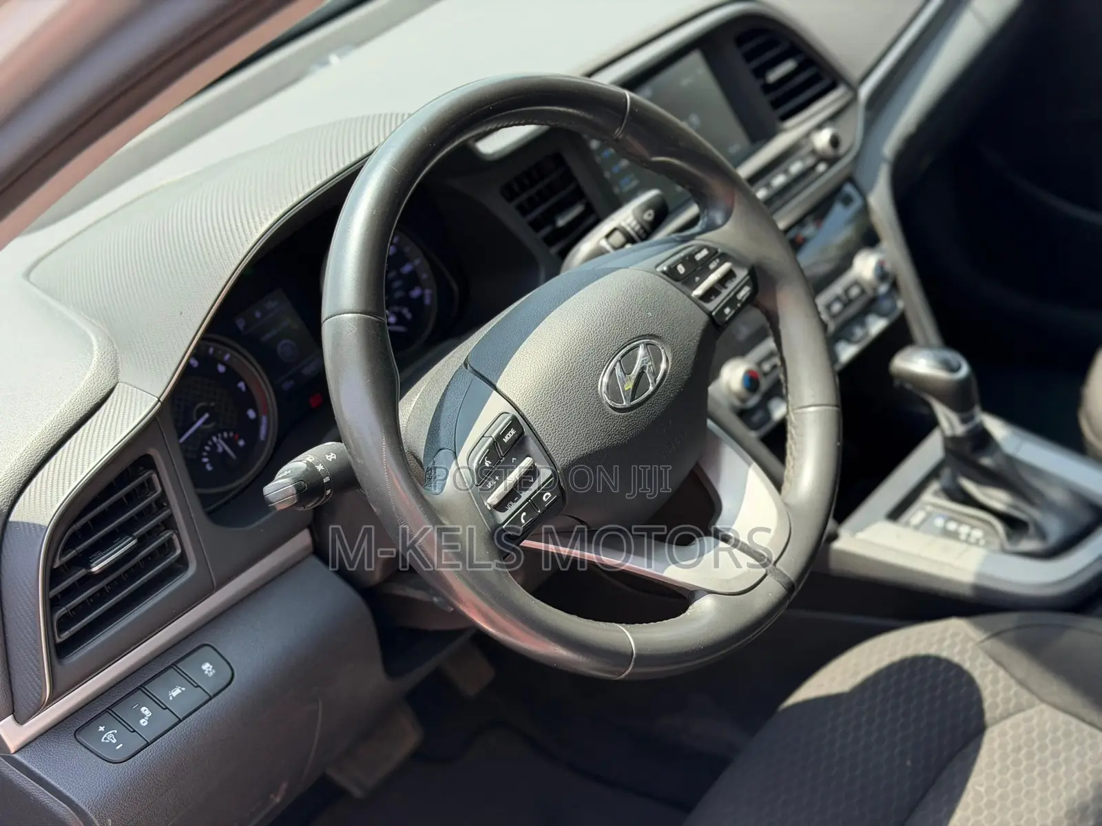 Hyundai Elantra Limited 2019 Silver