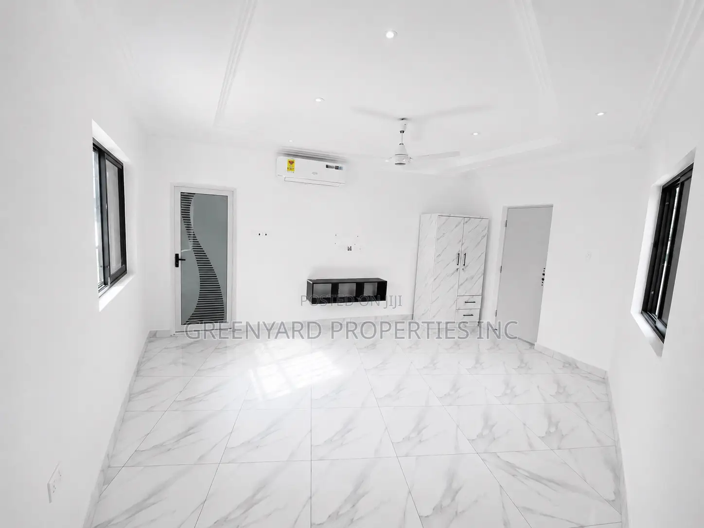 Studio Apartment in Ability Square, Adjiriganor for rent
