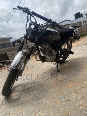 Royal RY125 2022 Black
