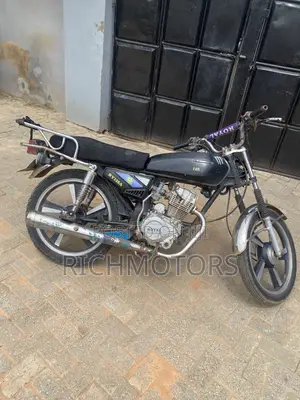 Royal RY125 2022 Black