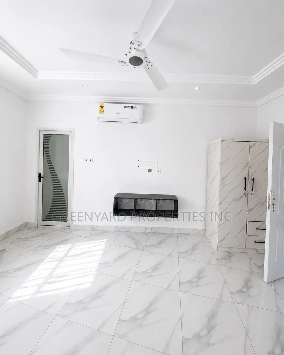 Studio Apartment in Ability Square, Adjiriganor for rent