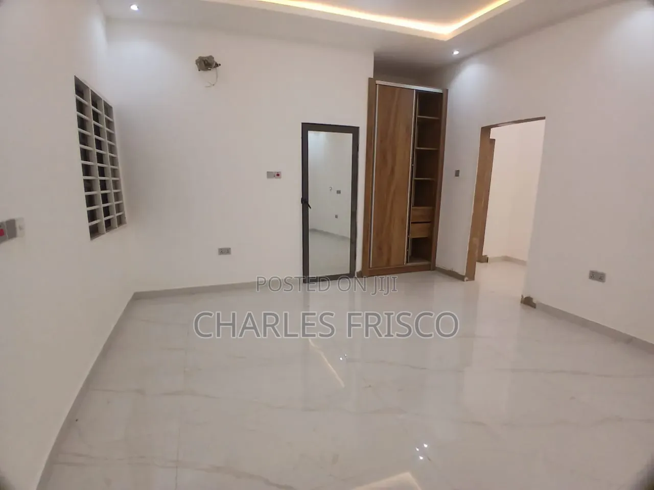 2bdrm Apartment in Botwe School for sale