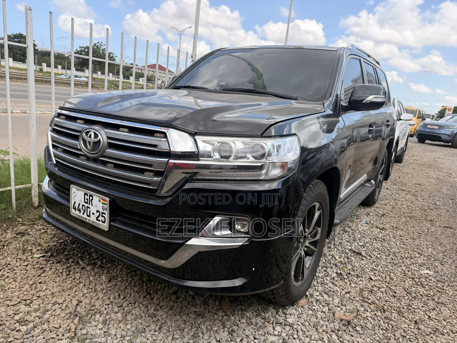 Toyota Land Cruiser 5.7 V8 2013 Black