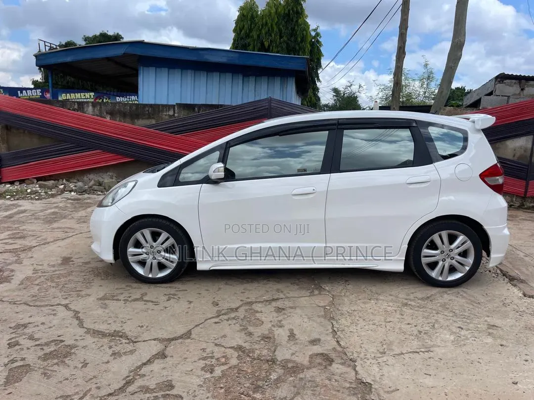 Honda Fit Sport Automatic 2012 White