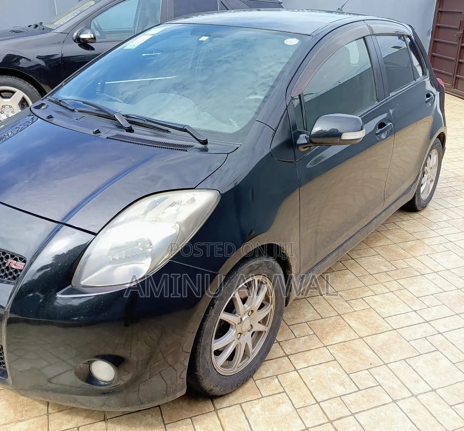 Toyota Vitz 1.5 FWD 5dr 2008 Black
