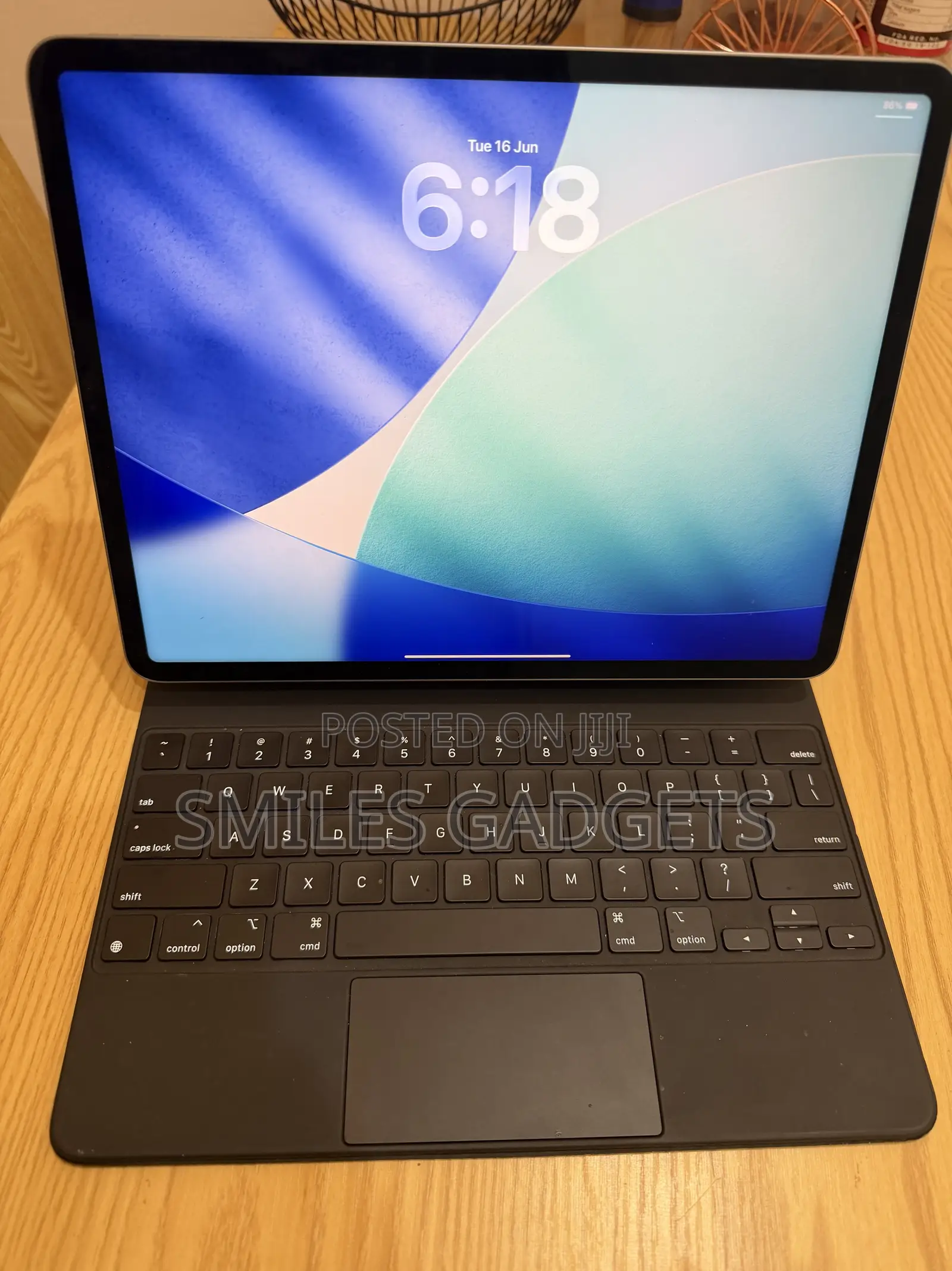 Apple iPad Pro (2022) 1 TB Gray