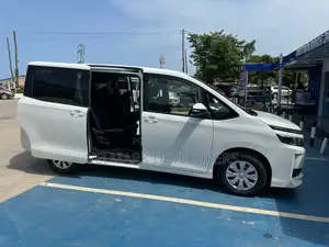 New Toyota Voxy 2015 White