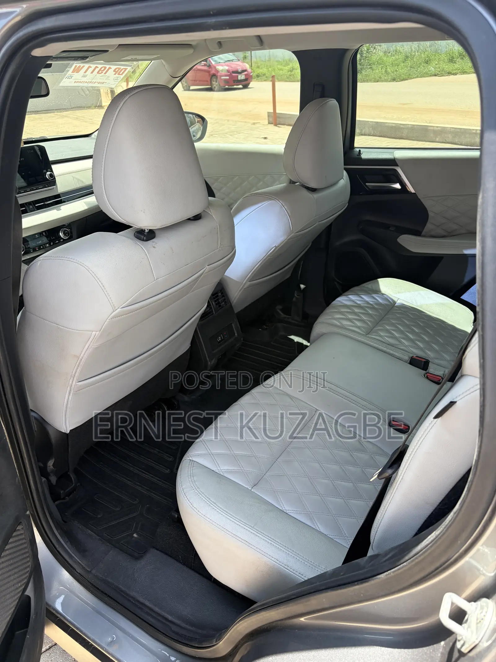 Mitsubishi Outlander 2020 Silver