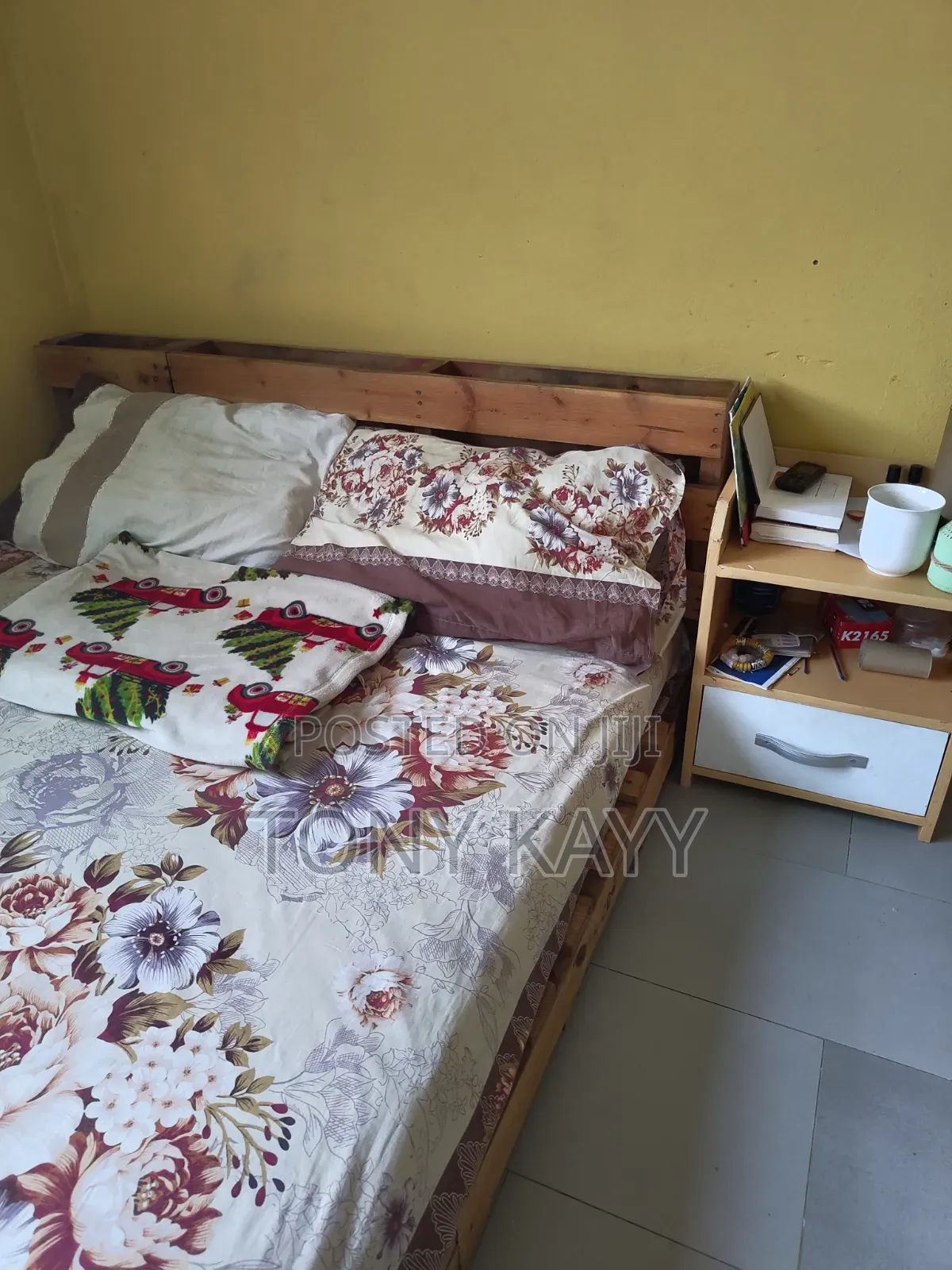 Pallet Bed
