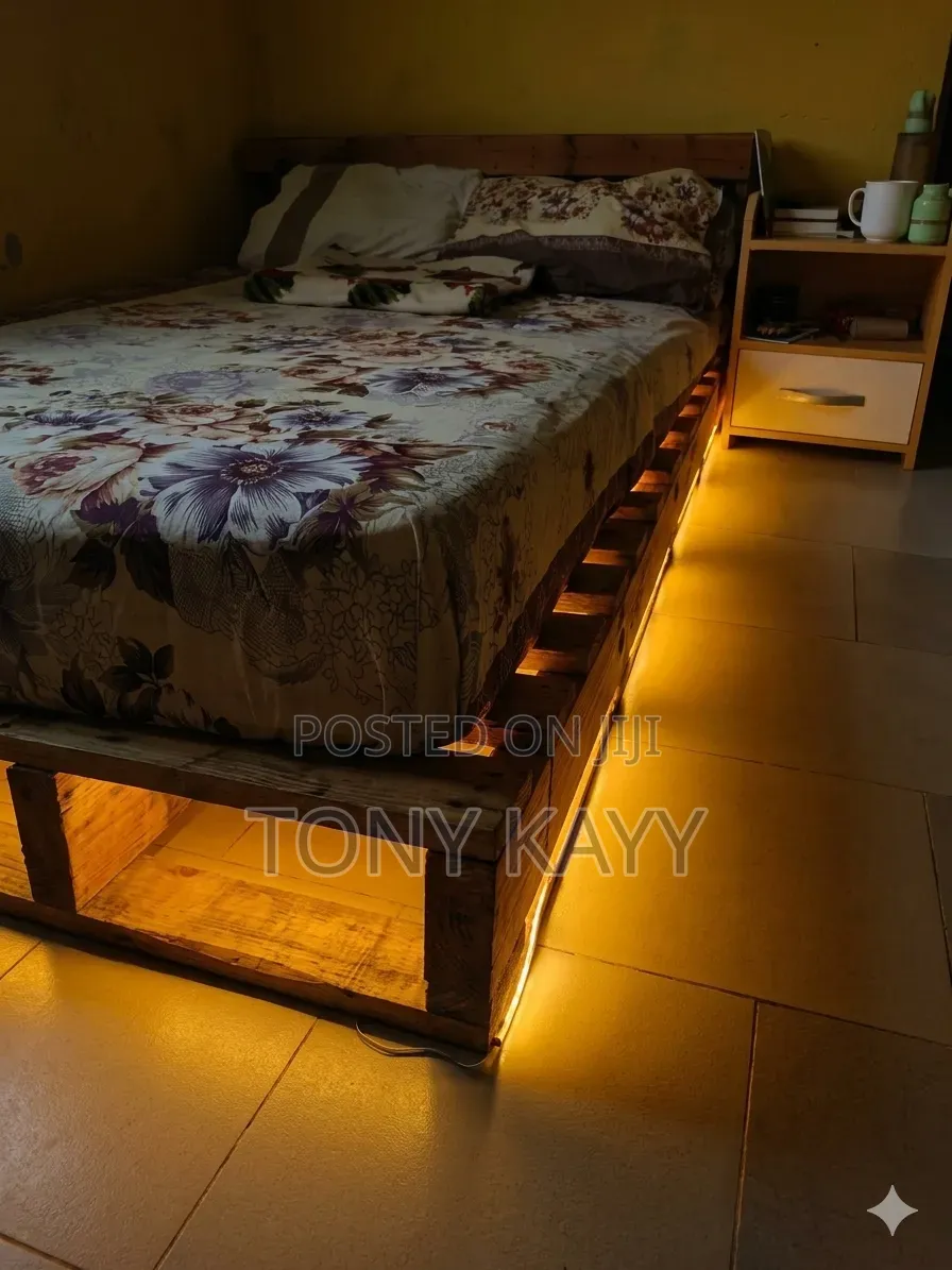 Pallet Bed