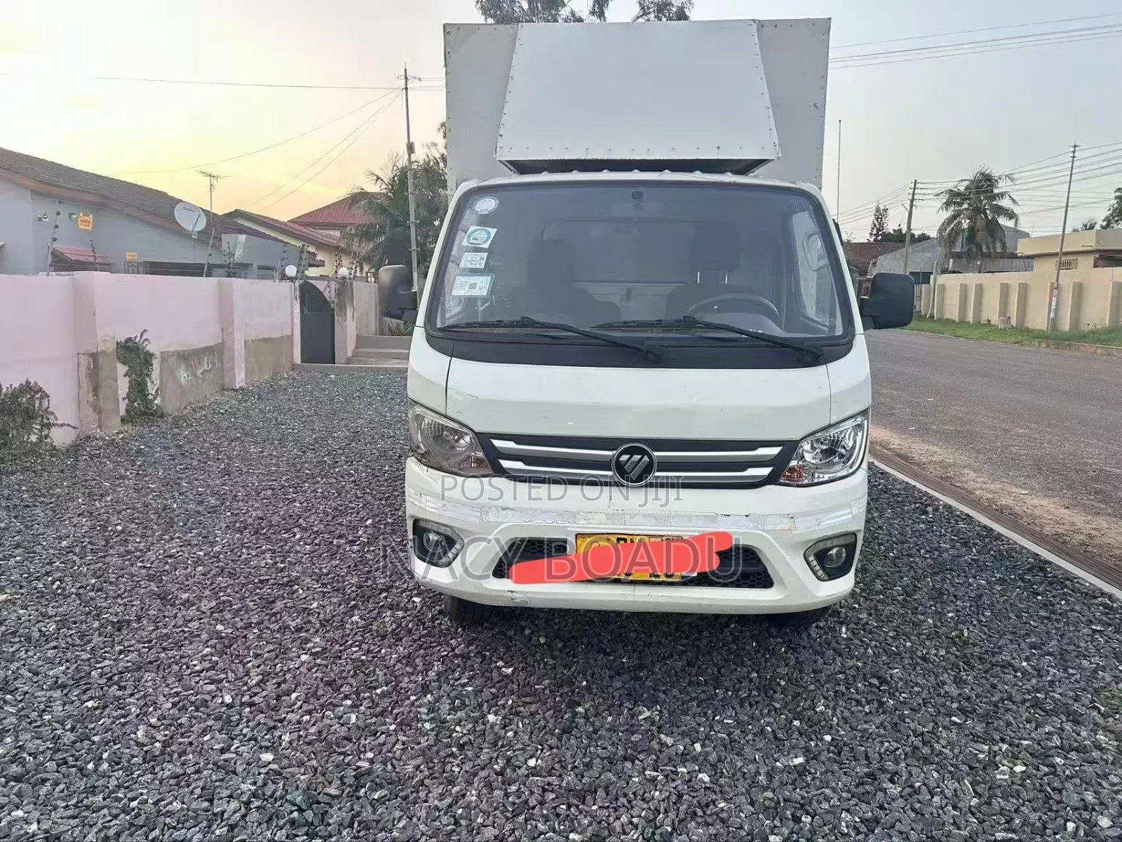 2023 White Box Truck Van