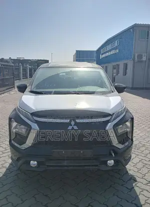 New Mitsubishi Xpander 2025 Gray