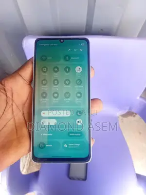 Samsung Galaxy A06 128 GB Blue