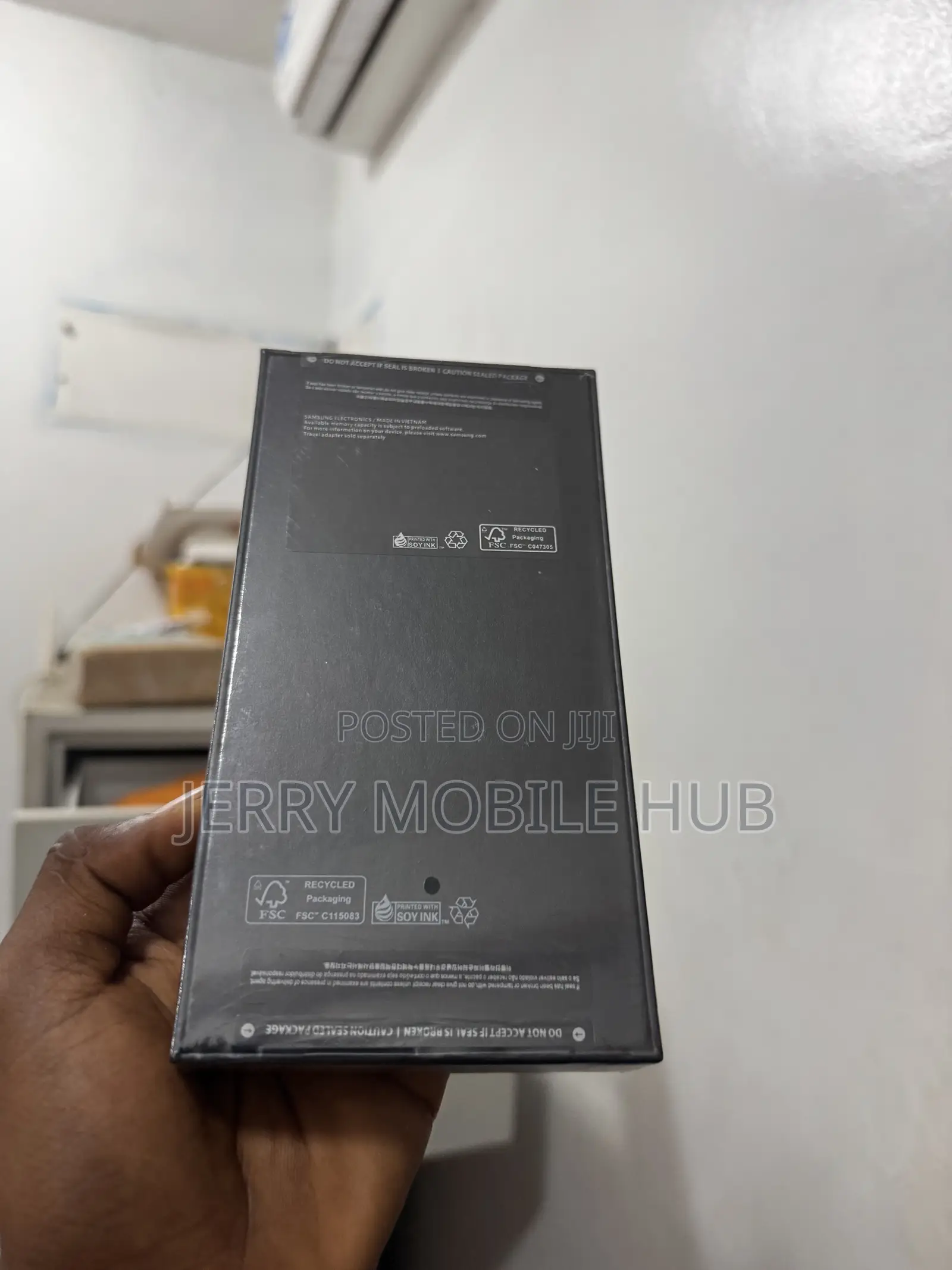 New Samsung Galaxy S24 Ultra 256 GB
