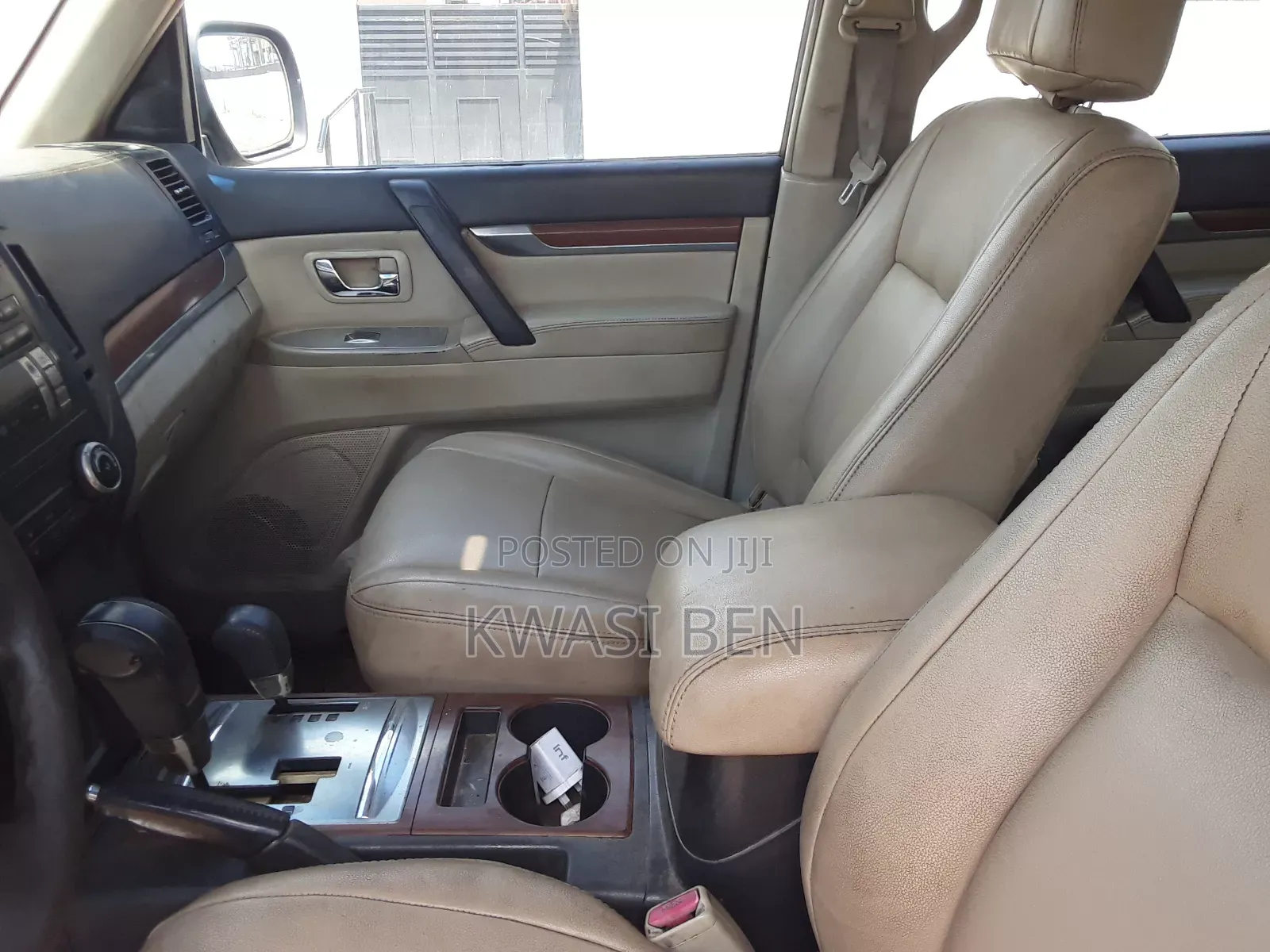 Mitsubishi Pajero 2007 Gold