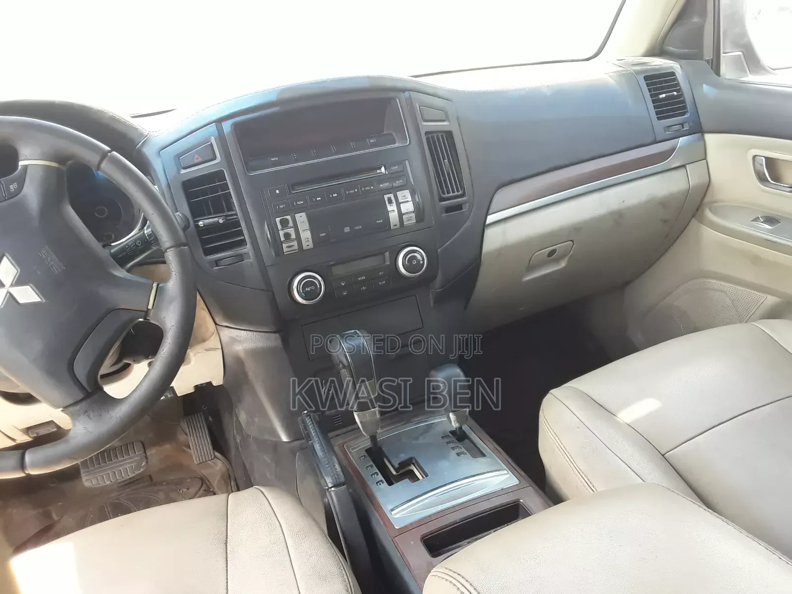 Mitsubishi Pajero 2007 Gold