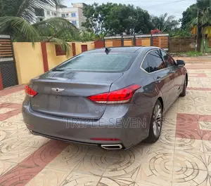 Hyundai Genesis 2015 Gray