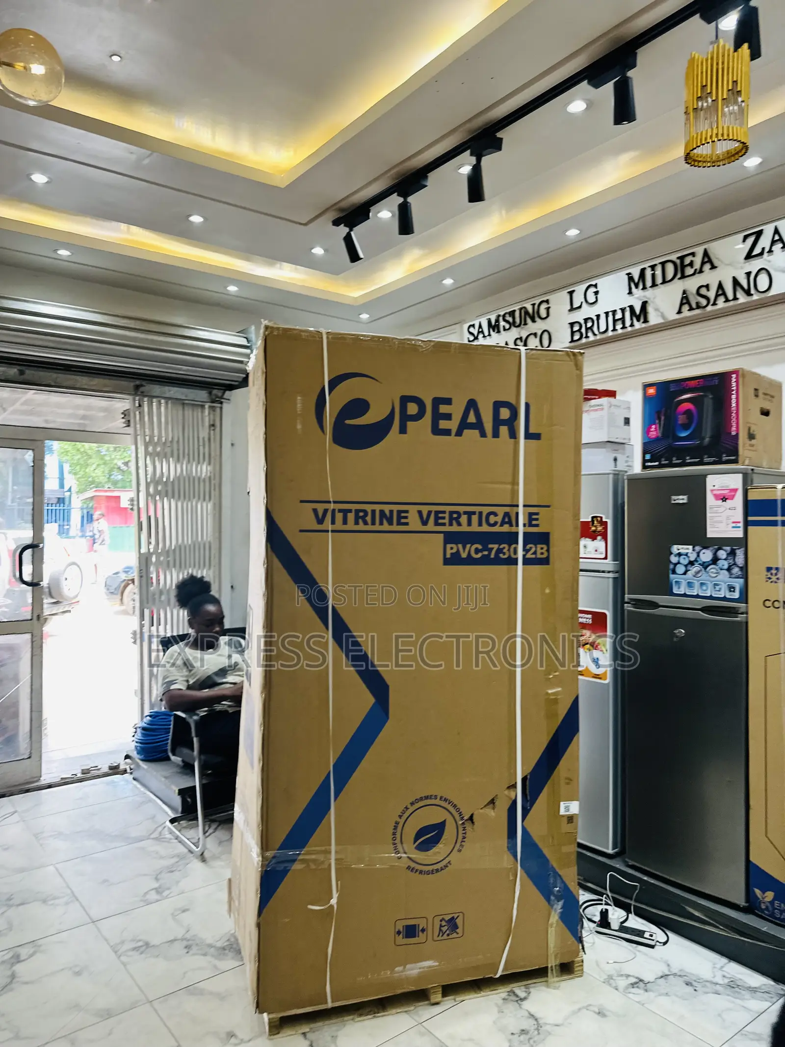 Brand New PVC-730-2b Display Fridge Pearl