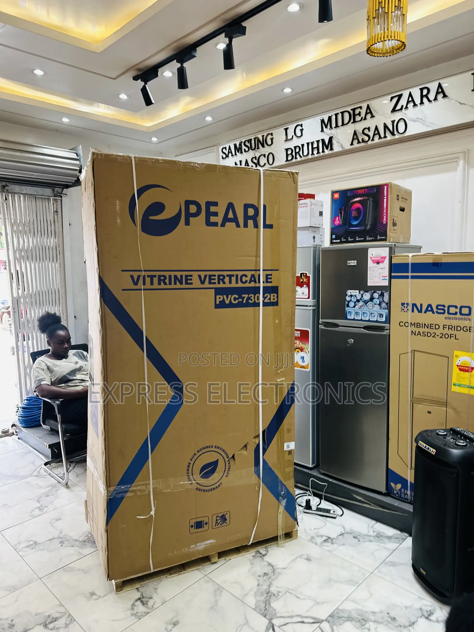 Place Your Order for Pearl PVC-730-2b 610l Display Fridge Two Doors