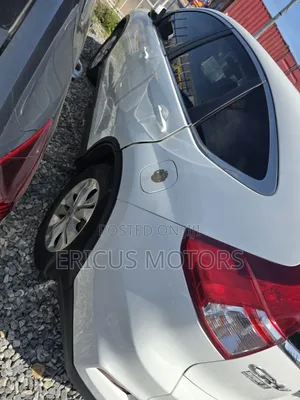 Honda CR-V EX-L w/Navigation 4dr SUV AWD (2.4L 4cyl CVT) 2015 White