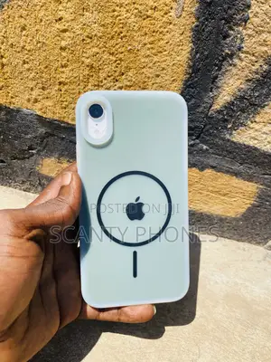 Apple iPhone XR 64 GB White