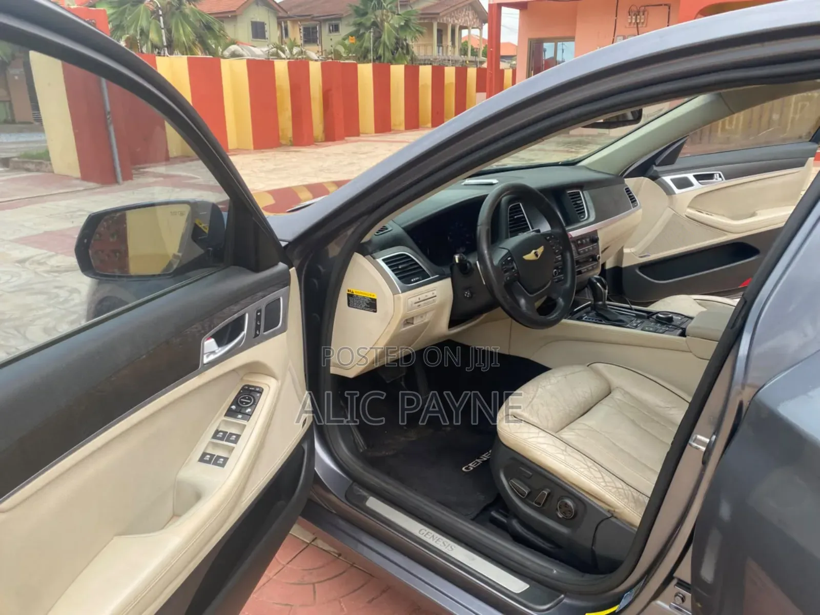 Hyundai Genesis 3.8 AWD 2016 Gray