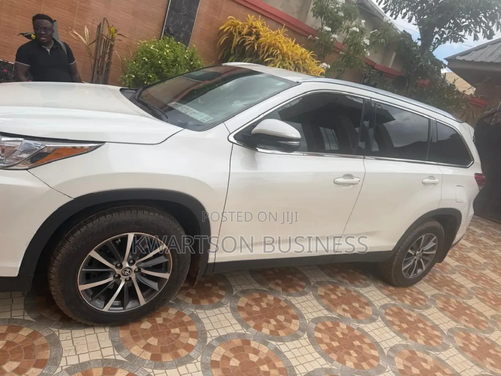 Toyota Highlander Limited 2019 White