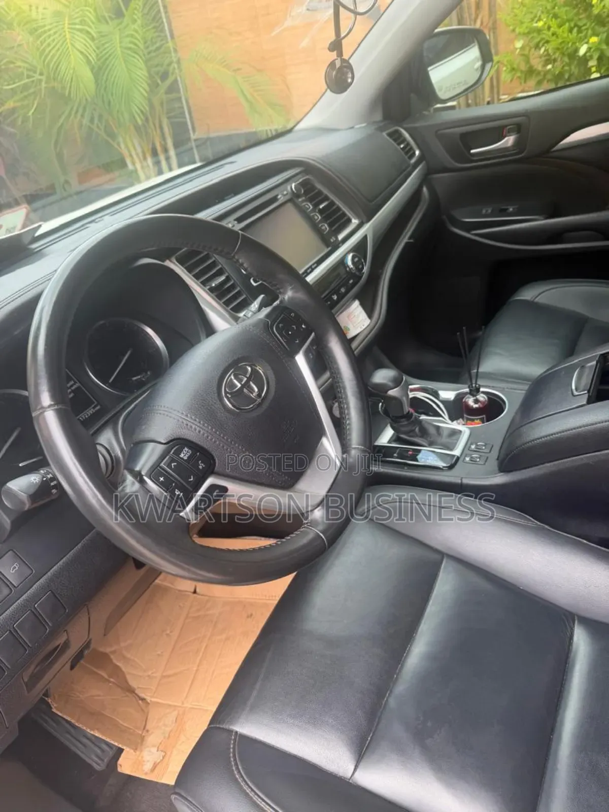 Toyota Highlander Limited 2019 White