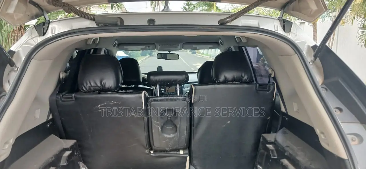 Nissan Rogue S 4dr SUV AWD (2.5L 4cyl CVT) 2015 Silver