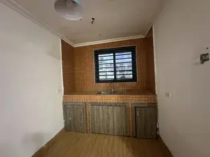 1bdrm Apartment in East Airport, Papaye for rent