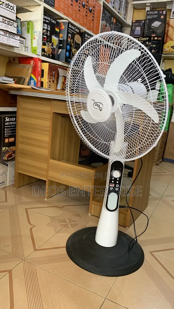 TNT Star Powercool Rechargeable Fan With Light