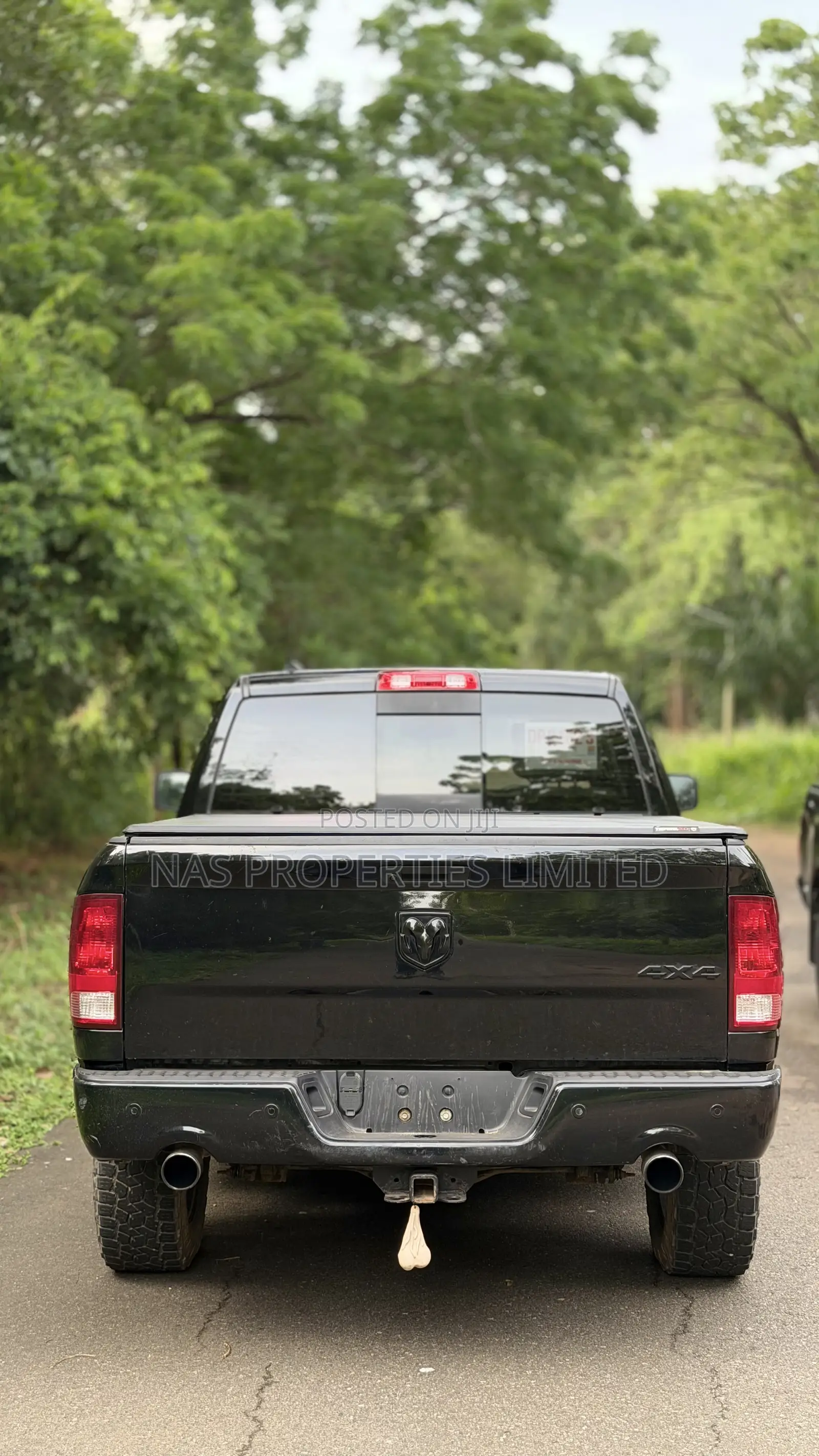RAM 1500 Classic 2023 Black