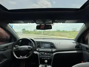 Hyundai Elantra Sport 2018 Silver