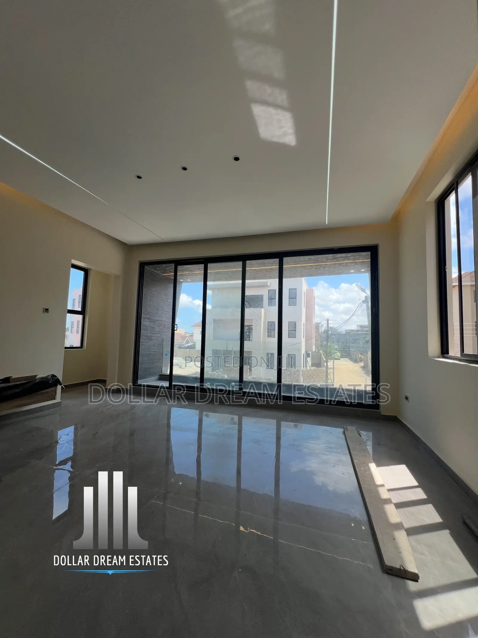 6bdrm House in Tseaddo for sale