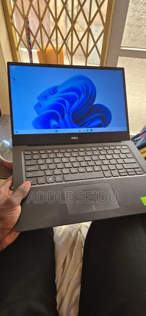 Laptop Dell Vostro 14 5480 8GB Intel Core i5 SSD 512GB