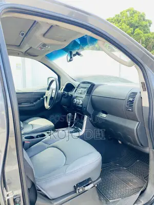 Nissan Pathfinder 2013 Gray