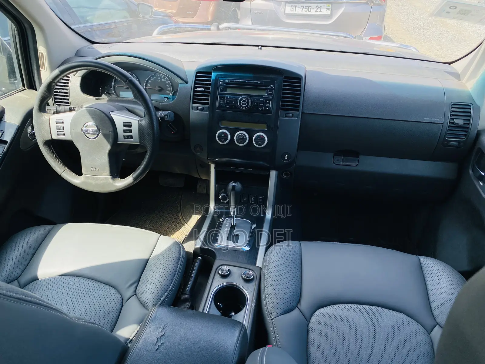 Nissan Pathfinder 2013 Gray