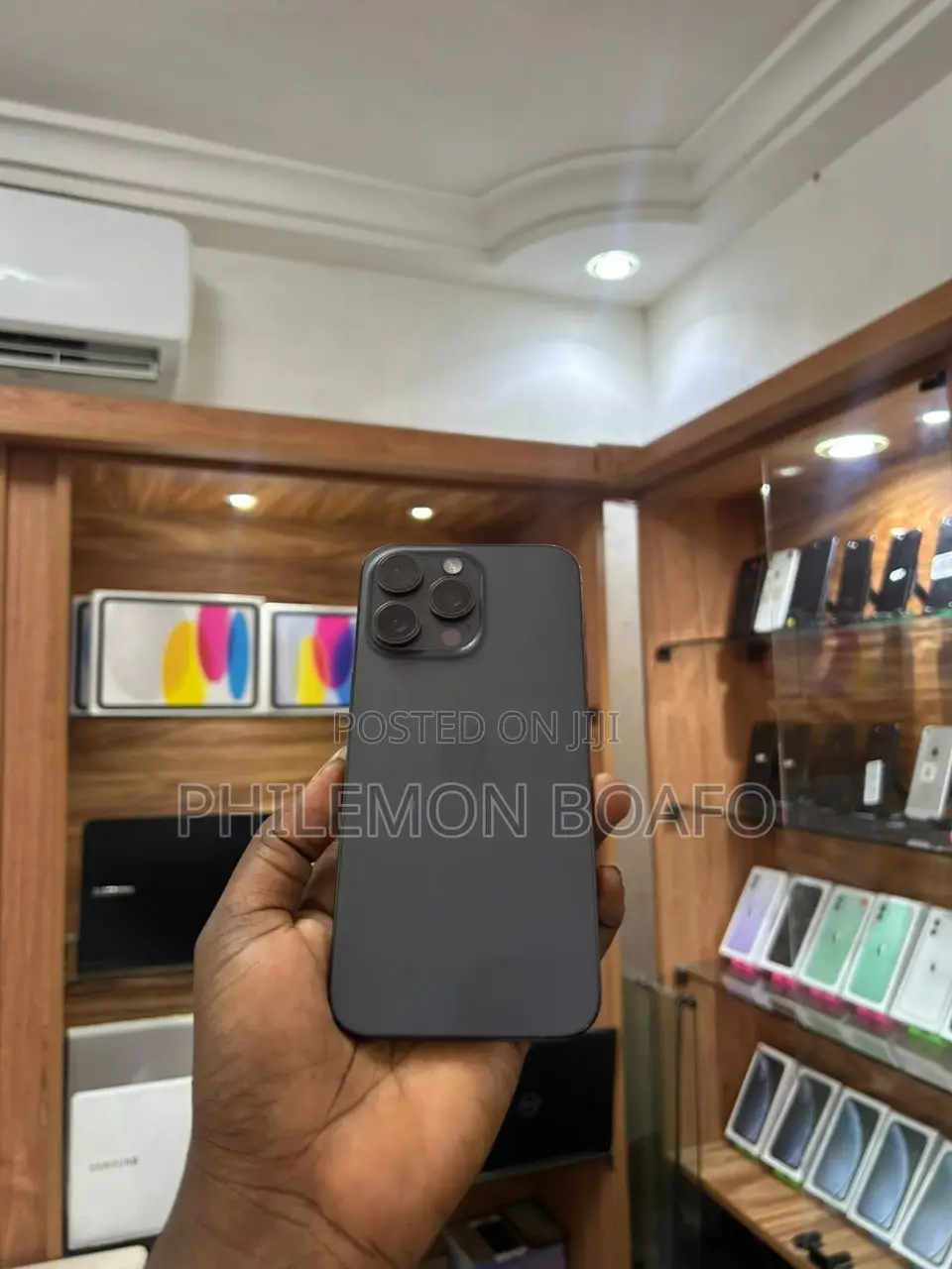 Apple iPhone 15 Pro Max 256 GB Gray