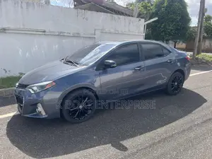 Toyota Corolla S 4dr Sedan (1.8L 4cyl CVT) 2016