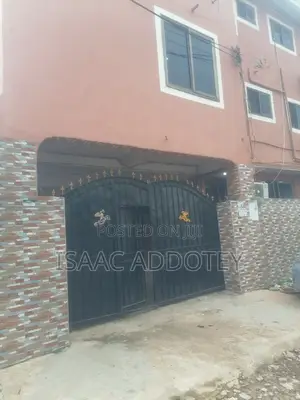1bdrm Apartment in Chamber And Hall, Baatsona Total for rent