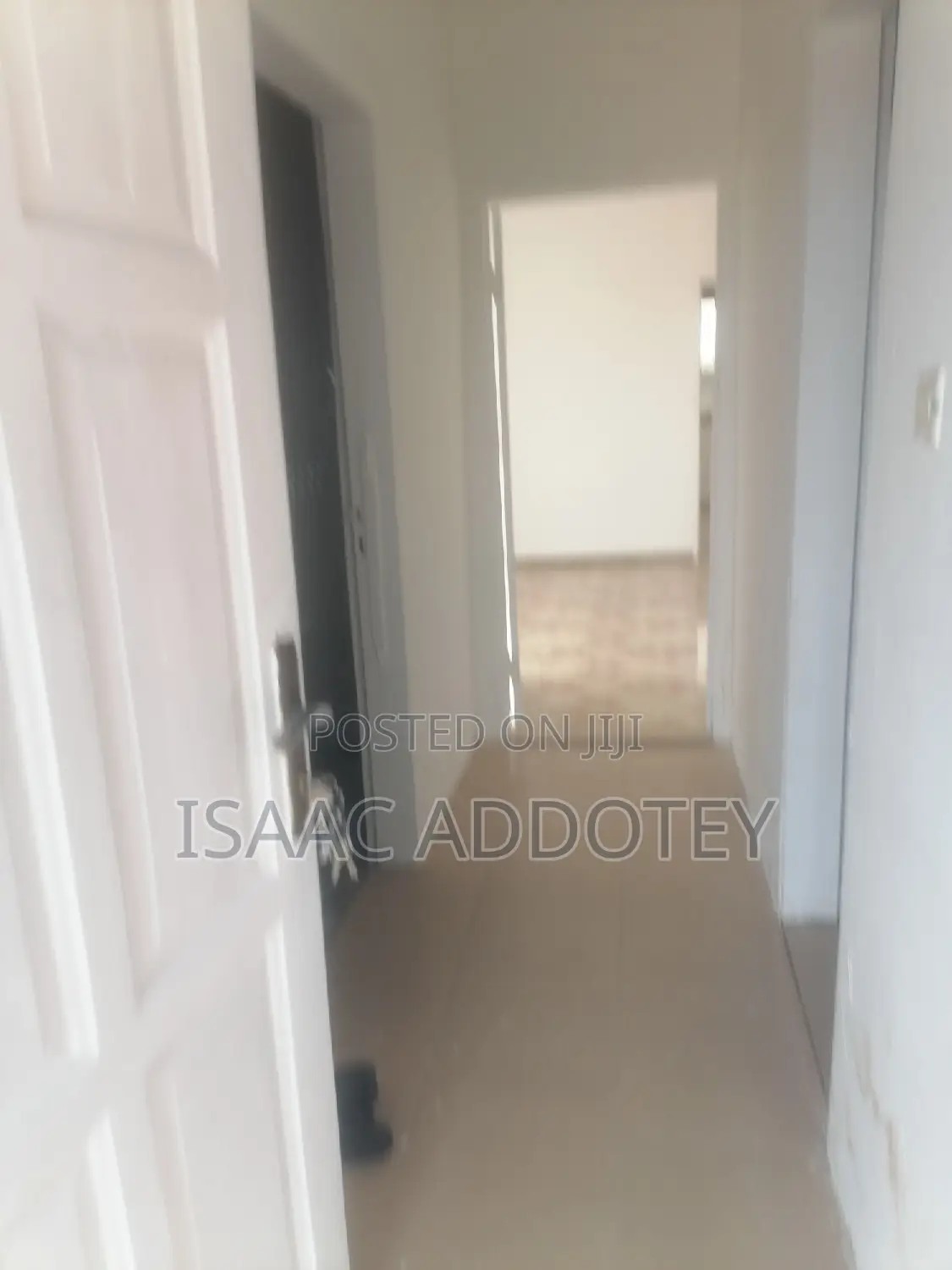 1bdrm Apartment in Chamber And Hall, Baatsona Total for rent