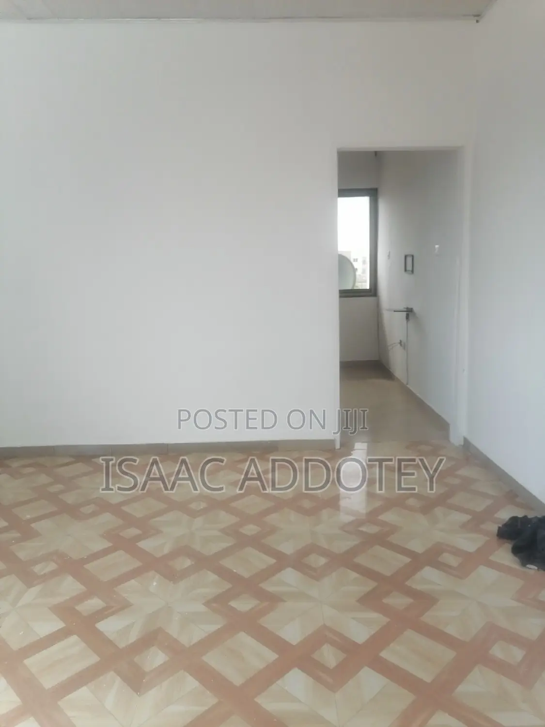 1bdrm Apartment in Chamber And Hall, Baatsona Total for rent