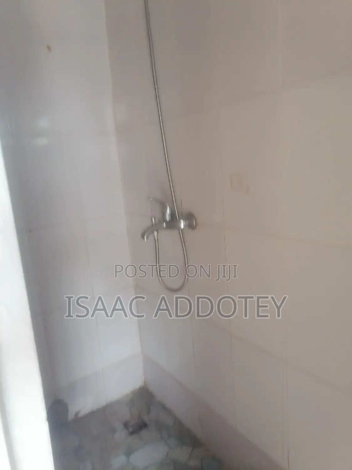 1bdrm Apartment in Chamber And Hall, Baatsona Total for rent