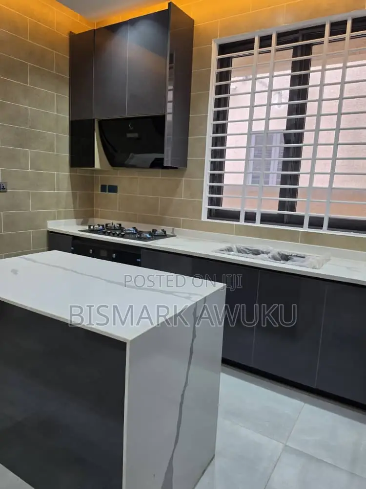 4bdrm House in East Legon for sale