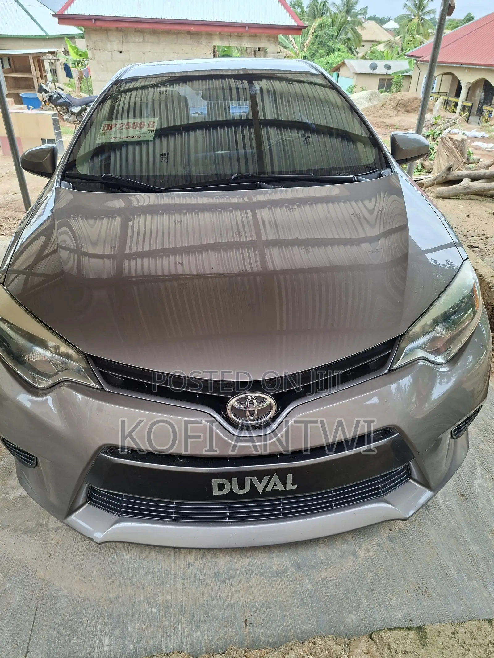 Toyota Corolla LE 4dr Sedan (1.8L 4cyl CVT) 2016