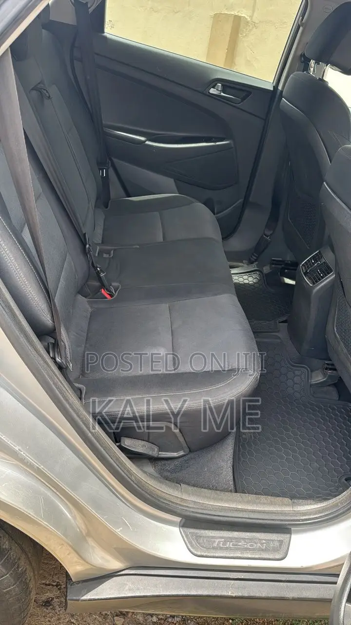 Hyundai Tucson Sport AWD 2016 Silver