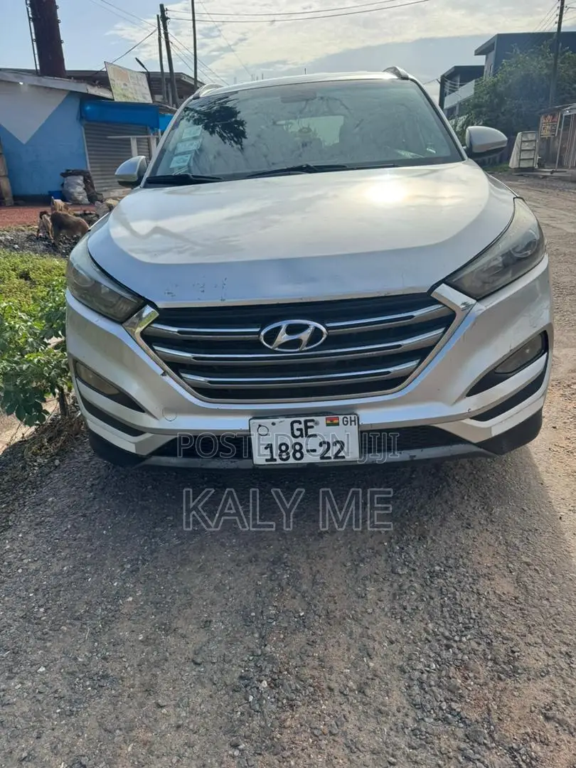 Hyundai Tucson Sport AWD 2016 Silver