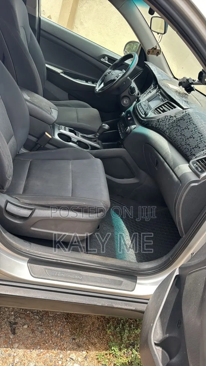 Hyundai Tucson Sport AWD 2016 Silver