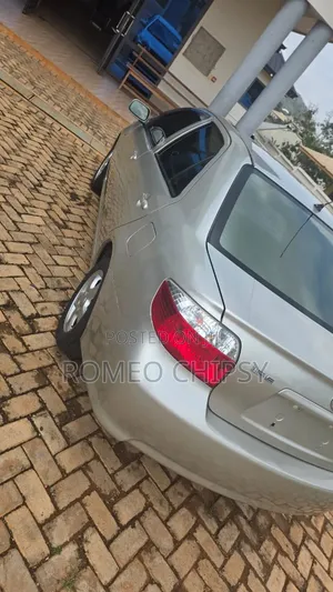 Toyota Vios 2010 Gold