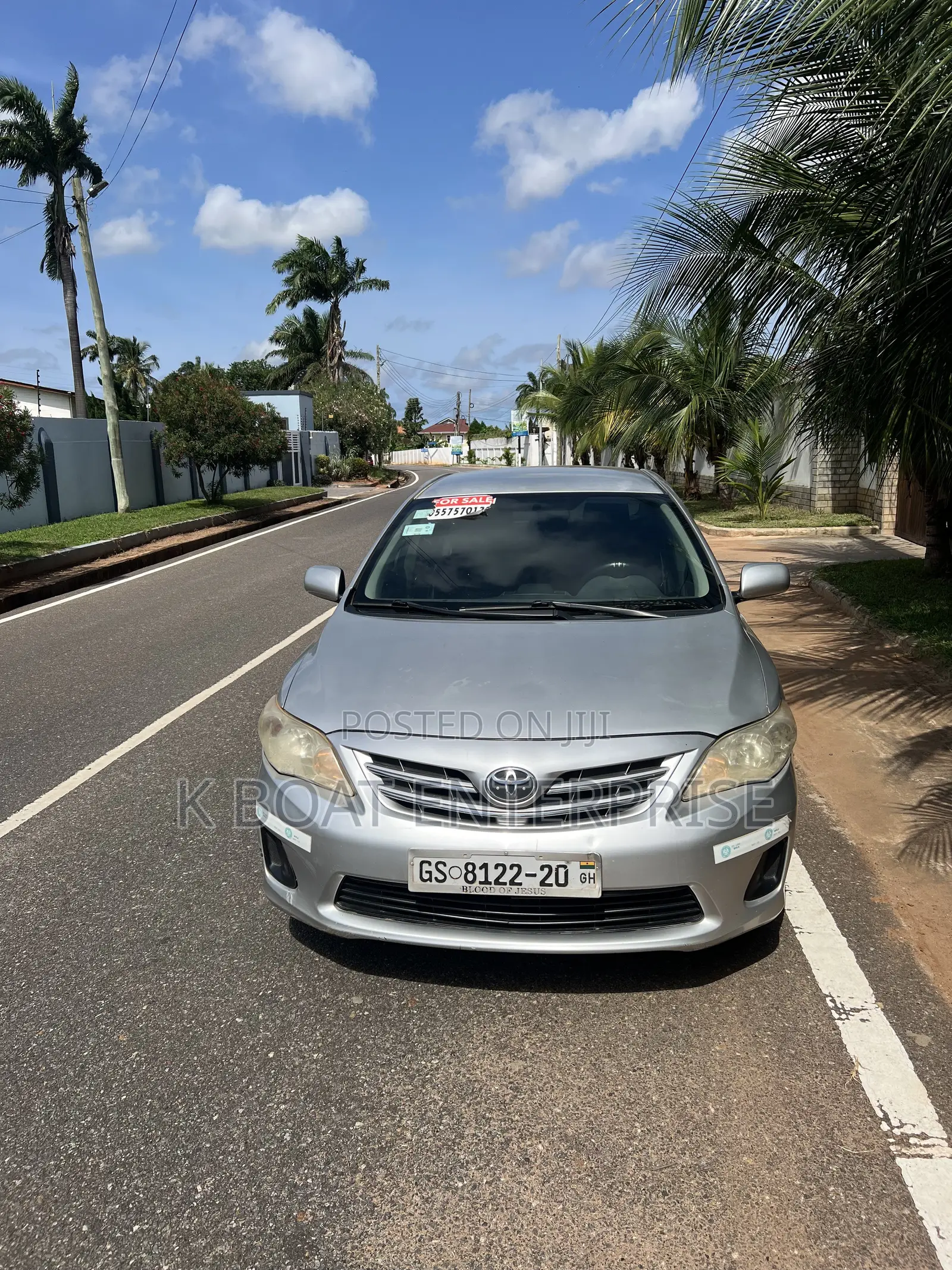 Toyota Corolla LE 4dr Sedan (1.8L 4cyl 4A) 2013 Silver